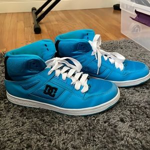 Blue DC womens shoes size 10 and colorful laces